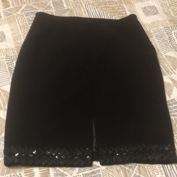 Black Fully Lined 8P Skirt with Embellished Hem - Picture 3 of 5